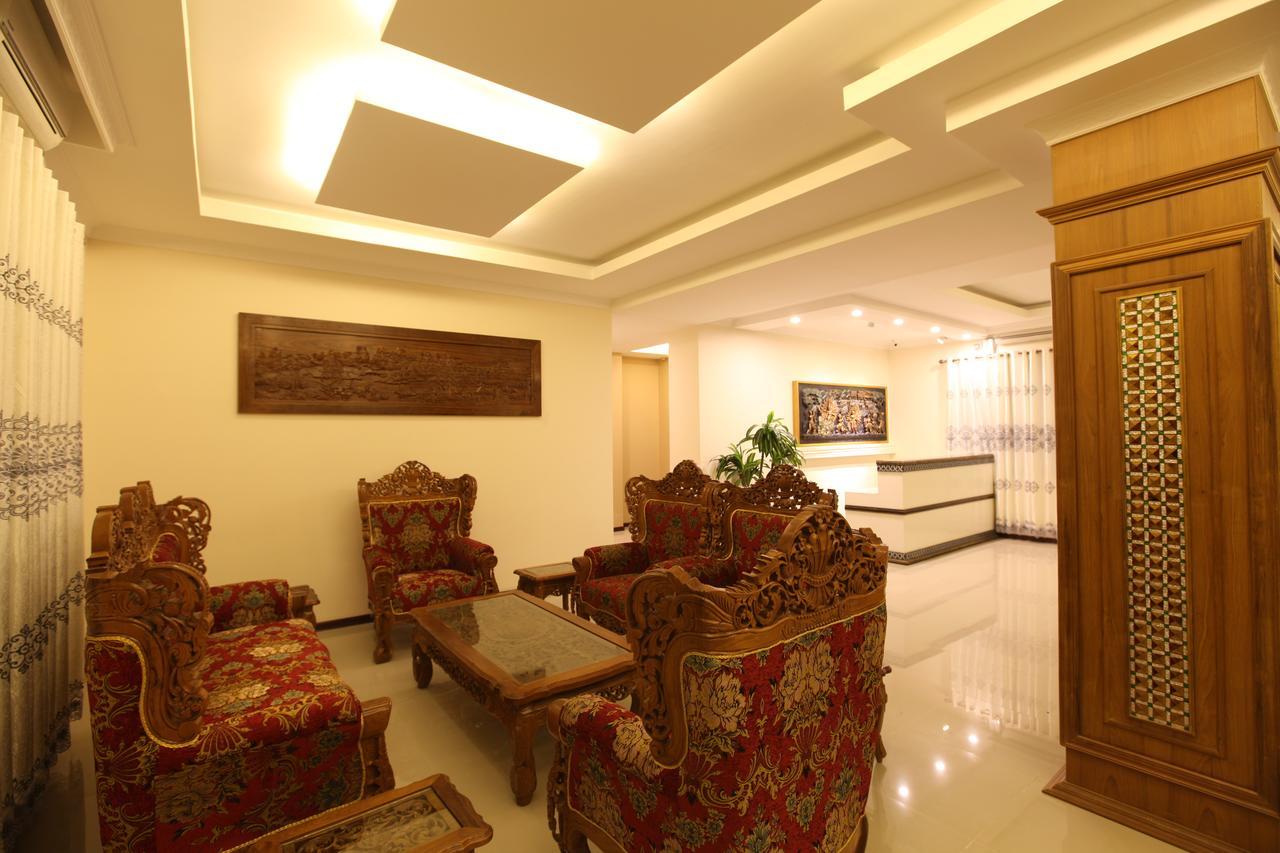The Hotel Emperor-Inle Nyaung Shwe Εξωτερικό φωτογραφία
