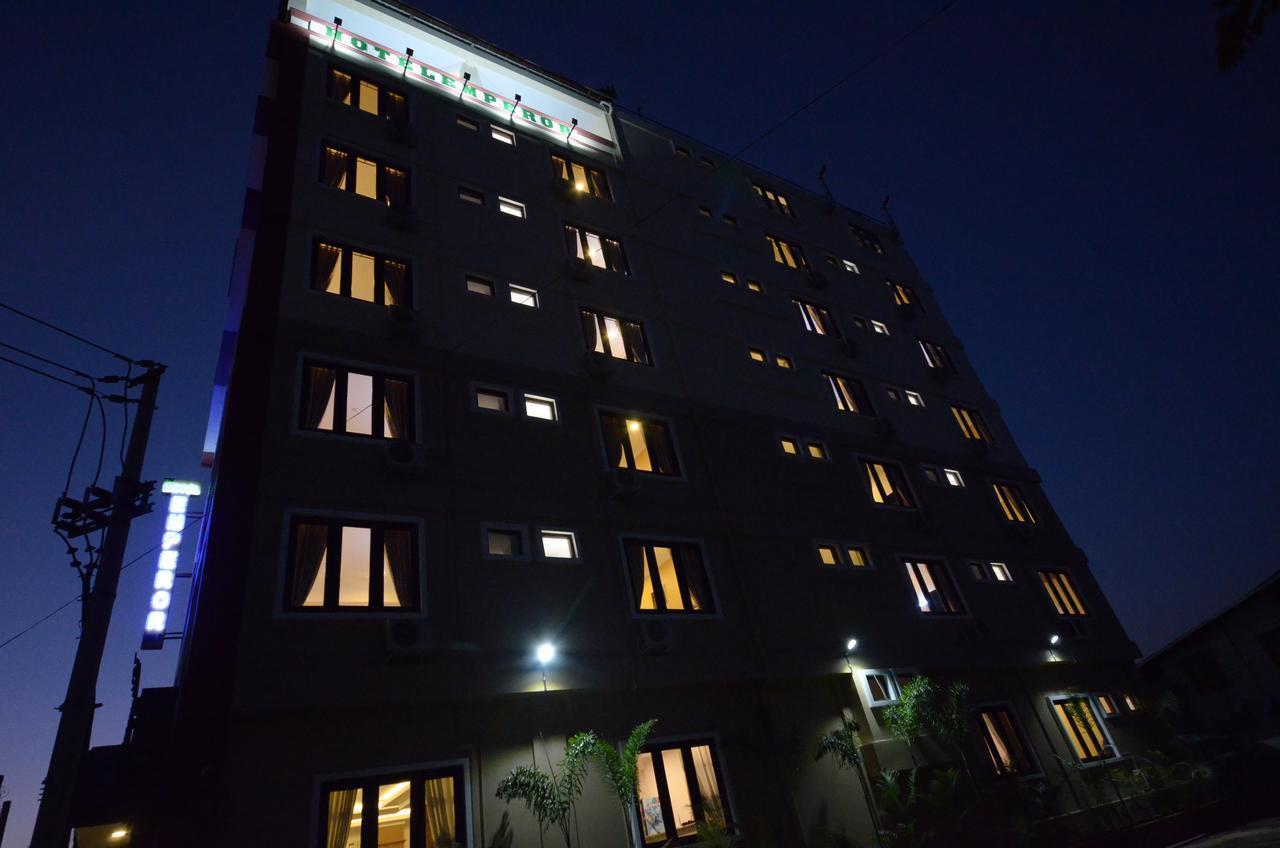 The Hotel Emperor-Inle Nyaung Shwe Εξωτερικό φωτογραφία