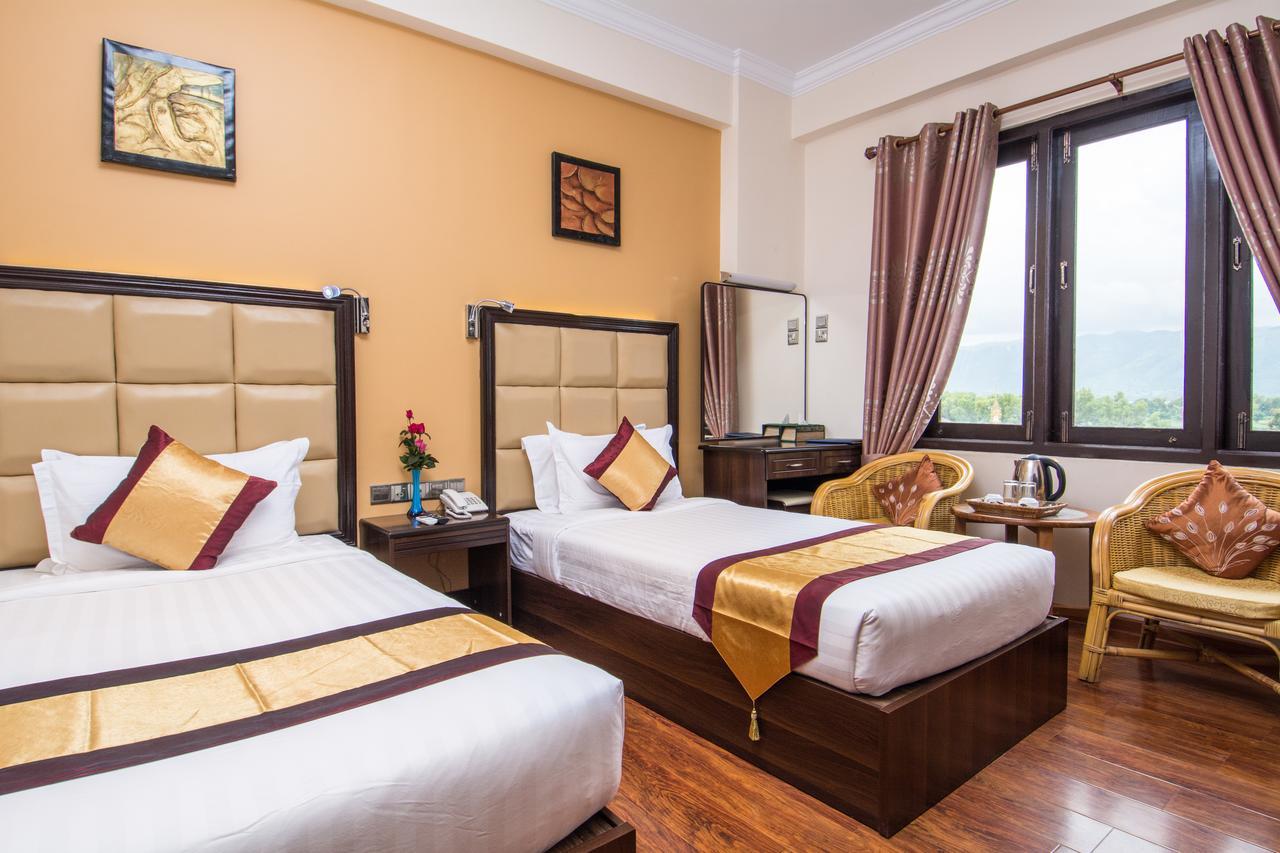The Hotel Emperor-Inle Nyaung Shwe Εξωτερικό φωτογραφία