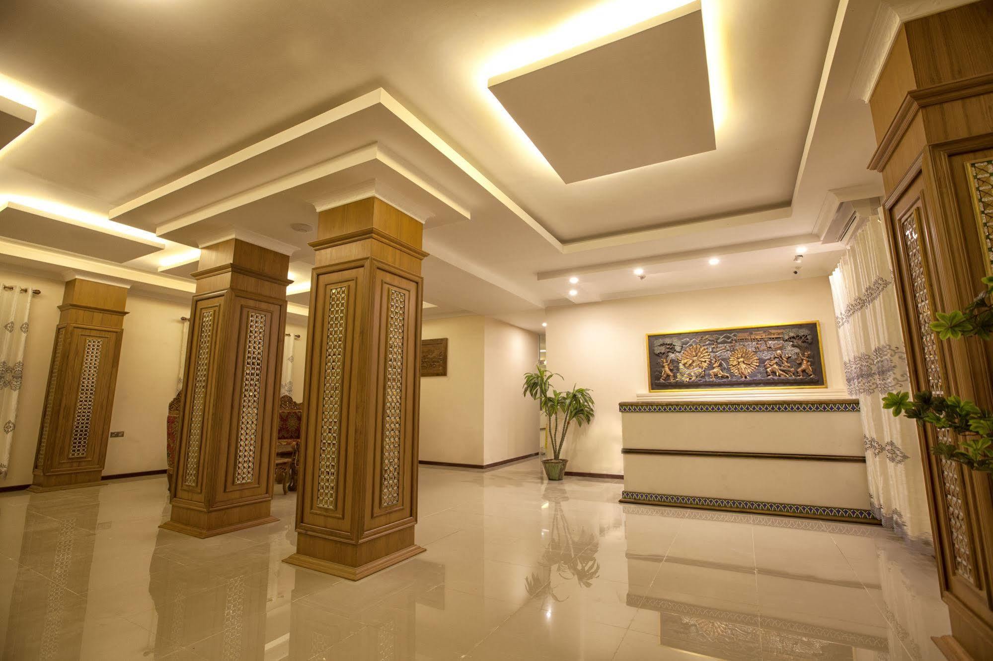 The Hotel Emperor-Inle Nyaung Shwe Εξωτερικό φωτογραφία